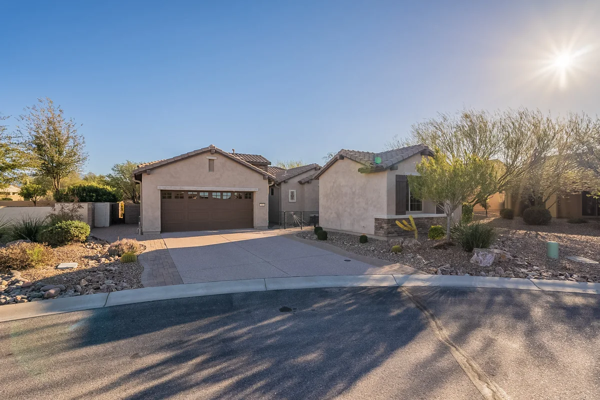 Desert landscaping at Tom’s past Quail Creek listing